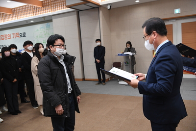 상반기정기인사사령교부(301).JPG