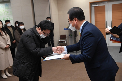 상반기정기인사사령교부(302).JPG