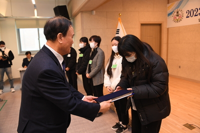 애향운동본부총회및장학금전달식(34).JPG