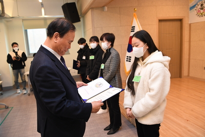 애향운동본부총회및장학금전달식(38).JPG