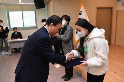 애향운동본부총회및장학금전달식(39).JPG