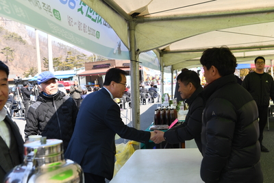 동상고로쇠판매및홍보행사(3).JPG