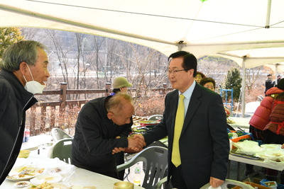 동상고로쇠판매및홍보행사(7).JPG