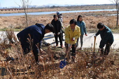 식목일나무심기행사(49).JPG