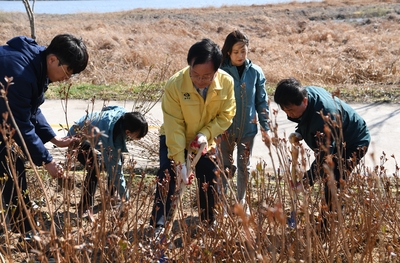 식목일나무심기행사(58).JPG