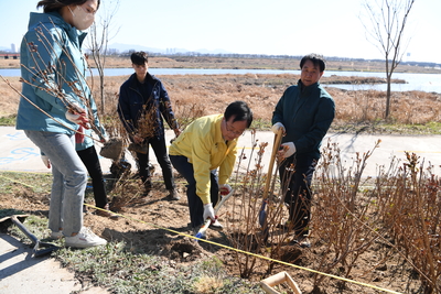 식목일나무심기행사(66).JPG