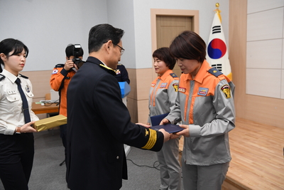 의용소방대창립기념행사(63).JPG