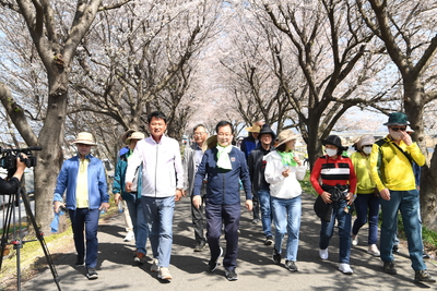 만경강강줄기따라걷기행사(53).JPG