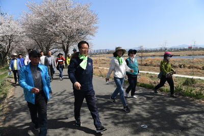 만경강강줄기따라걷기행사(60).JPG