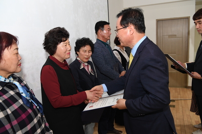 명예사회복지공무원위촉(91).JPG