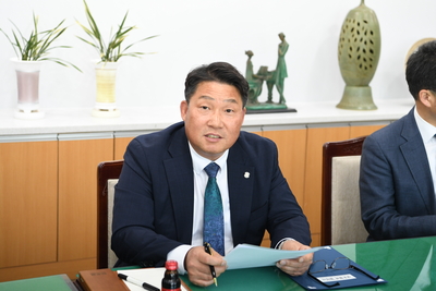 중앙로타리치매장비전달식(14).JPG