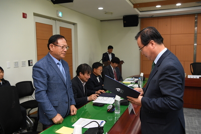 도시숲등의조성관리심의위원회위촉식(11).JPG