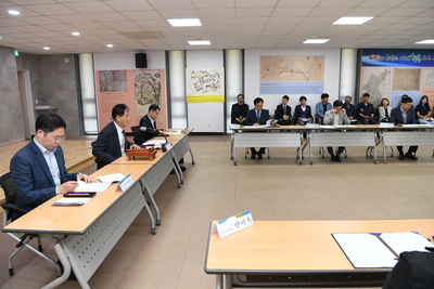 배전철탑철거조정안서명식(13).JPG
