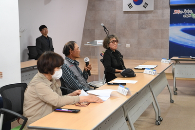 배전철탑철거조정안서명식(38).JPG