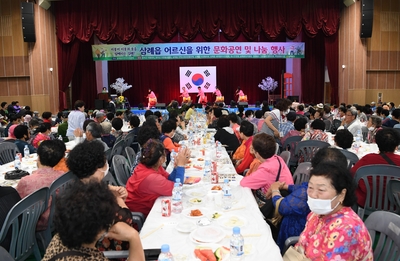 삼례어르신삼계탕나눔행사(21).JPG