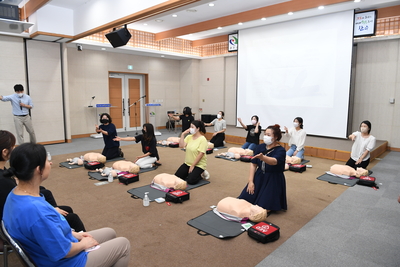 보육교직원심폐소생술교육(16).JPG
