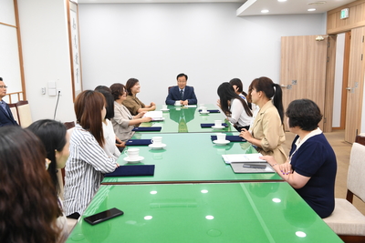 결혼이주여성검정고시합격자간담회(2).JPG
