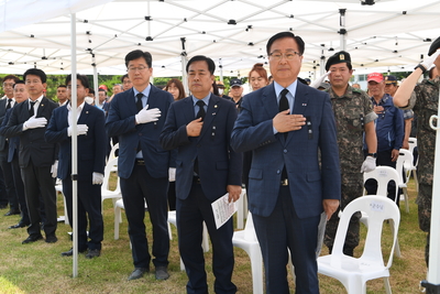 현충일추념식(12).JPG