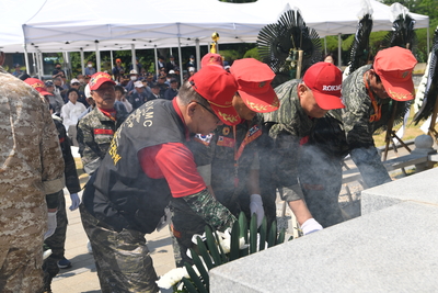 현충일추념식(82).JPG