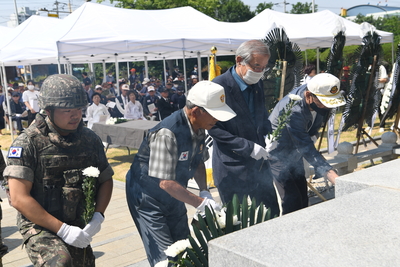 현충일추념식(86).JPG