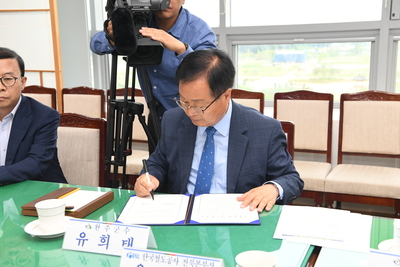 완주군-코레일전북본부상생협력업무협약(14).JPG