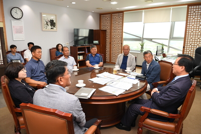 한국후계농업경영인연합회물품전달식(4).JPG
