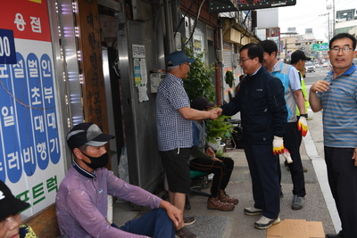 환경미화원과함께하는새벽거리청소(7).JPG