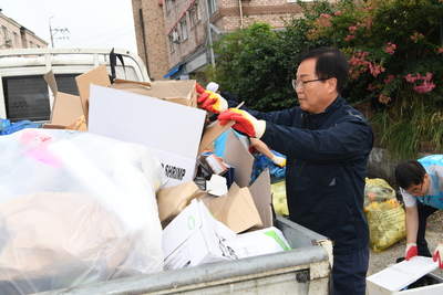 환경미화원과함께하는새벽거리청소(14).JPG