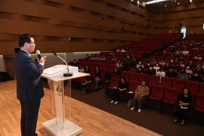 전북발달장애인활동서비스기관연합회종사자교육(5).JPG
