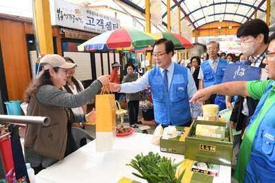 추석맞이전통시장장보기캠페인(37).JPG