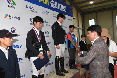승마대회시상식(118).JPG
