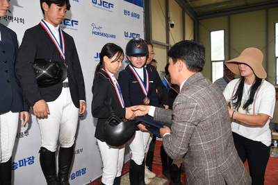 승마대회시상식(141).JPG