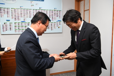 지방재정확충기여자감사패수여(2).JPG