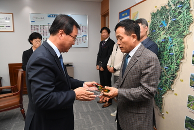 지방재정확충기여자감사패수여(11).JPG