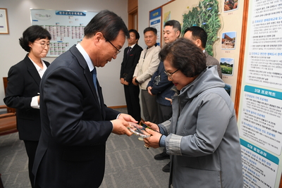 지방재정확충기여자감사패수여(14).JPG