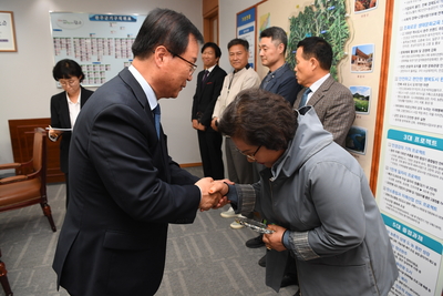 지방재정확충기여자감사패수여(15).JPG