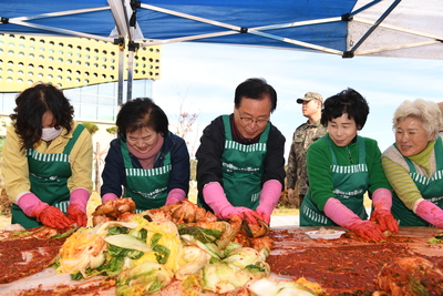 용진읍사랑의쌀나눔및김장행사(9).JPG