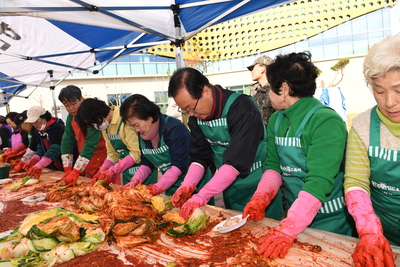 용진읍사랑의쌀나눔및김장행사(13).JPG
