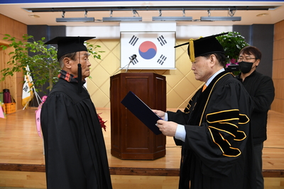 노인대학수료식(2).JPG