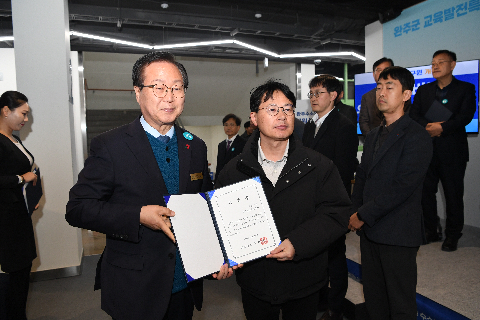 완주수소연구원 개원식 (63).JPG
