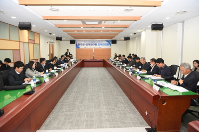 완주군-전북연구원정책간담회(2).JPG