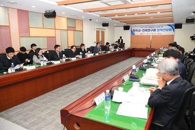완주군-전북연구원정책간담회(7).JPG
