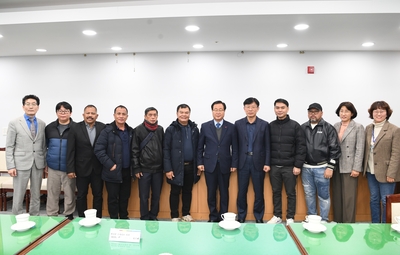필리핀시장면담(12).JPG
