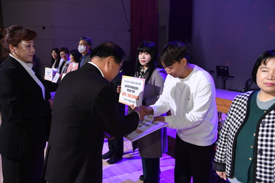 2023완주시니어클럽감사페스티벌(61).JPG