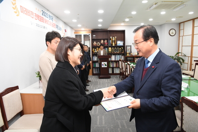 완주군미래비전전략과제아이디어공모전시상식(3).JPG