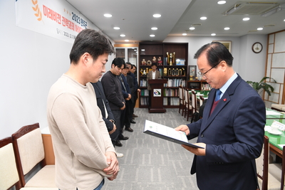 완주군미래비전전략과제아이디어공모전시상식(4).JPG