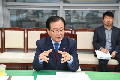 완주군미래비전전략과제아이디어공모전시상식(24).JPG