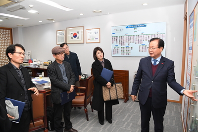 완주군미래비전전략과제아이디어공모전시상식(26).JPG