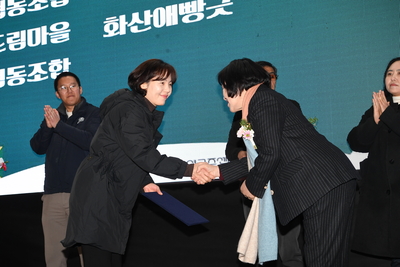 완주군소셜굿즈한마당(64).JPG