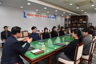 민원처리단축우수공무원표창장수여식(32).JPG